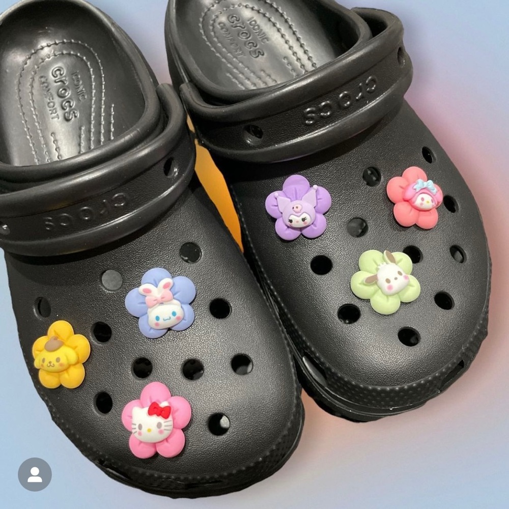 Sanrio Kawaii 6 piece Croc charm set